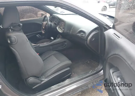 2016 Dodge Challenger Sxt из США, поврежденный, VIN 2C3CDZAG2GH254921